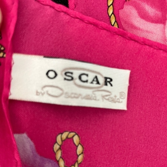 OSCAR by OSCAR DE LA RENTA Signed Silk Scarf Pink Purple Vibrant Floral Luxury - Picture 9 of 14